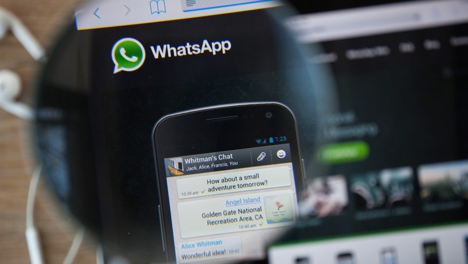 XpertLab-Blogs-WhatsApp-beta-build-has-hidden-setting-to-share-data-with-Facebook